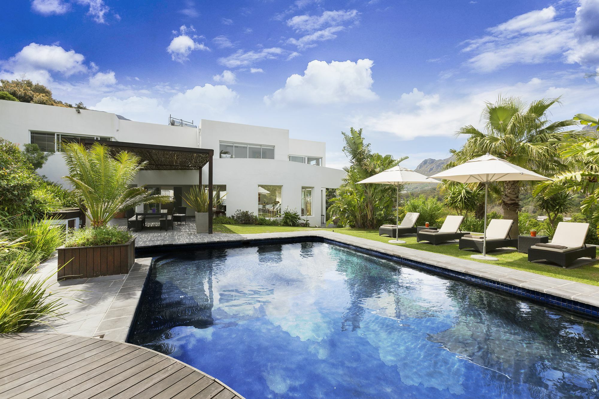 Cube 5* Cape Town
